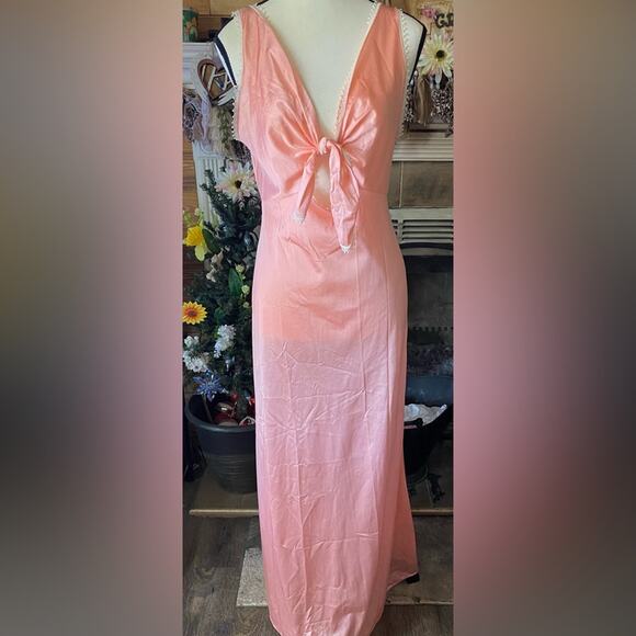 Montgomery Ward Other - Vintage Montgomery Ward Peach Deep V Tie front Nightgown Sz Small